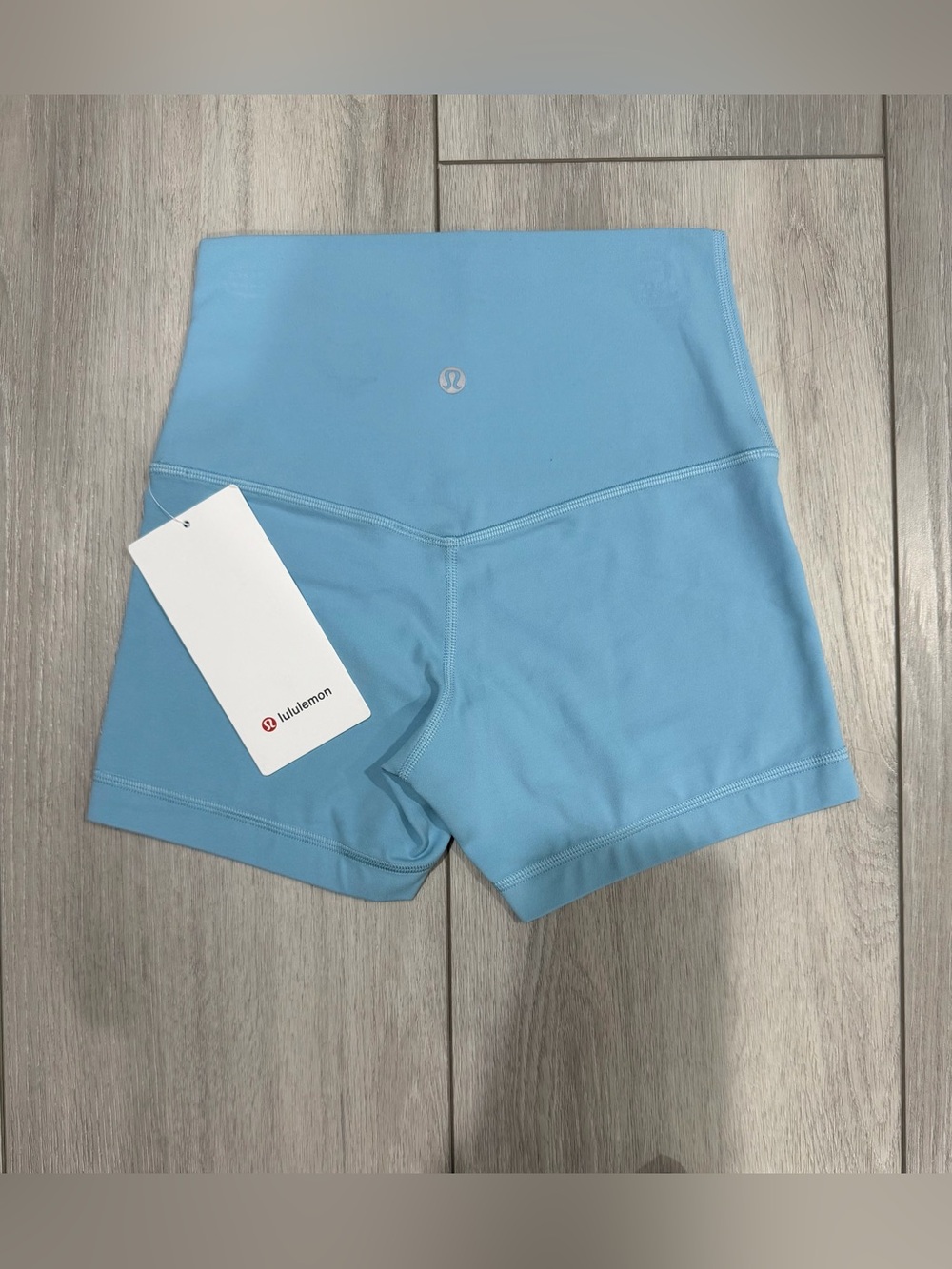 lululemon Women’s Align No Line HR Short 4” — Size 4 - Picture 2 of 8